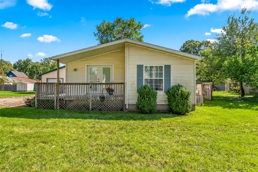 330 N Matteson, Bronson, MI 49028 - #2