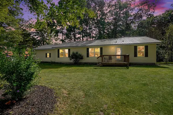 5565 Cozy Point, Newaygo, MI 49337