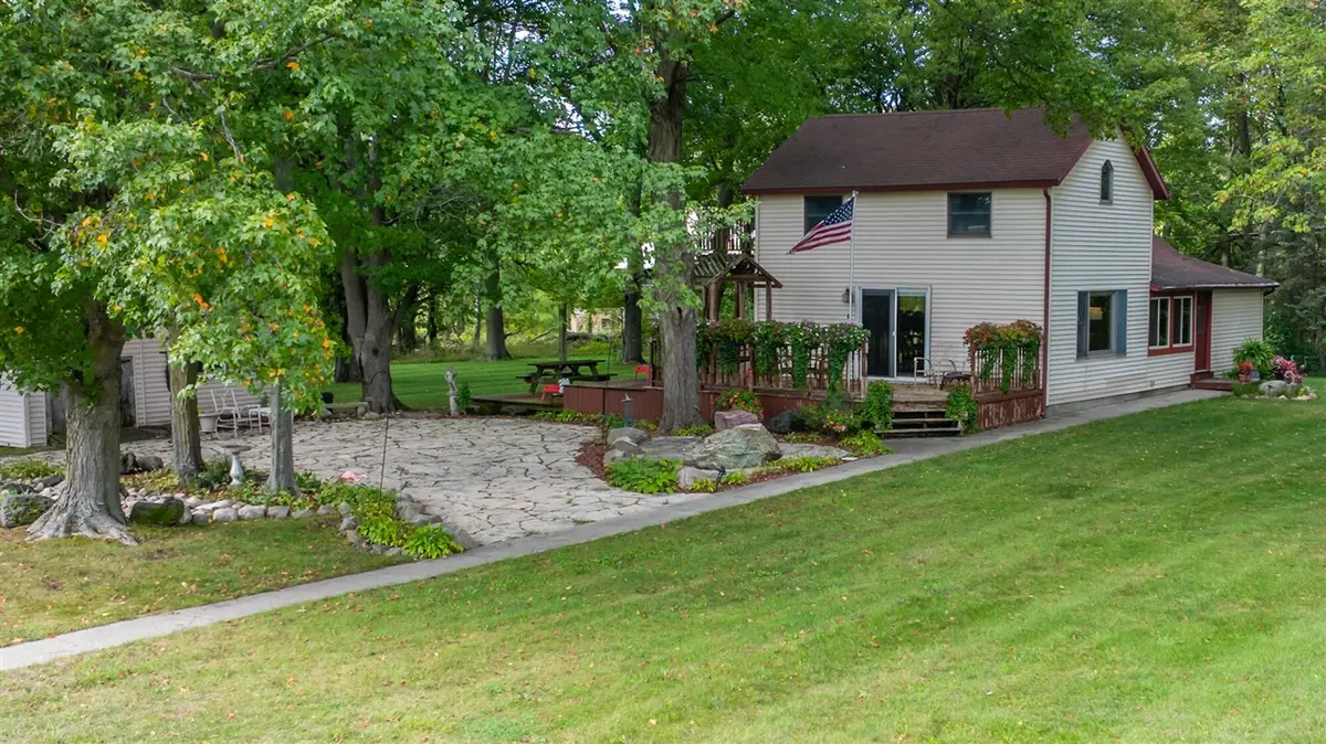 1180 S Bainbridge Center, Benton Harbor, MI 49022 - #1