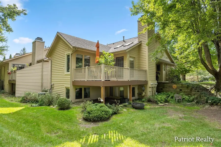 2108 Tall Meadow, Grand Rapids, MI 49505 - #2