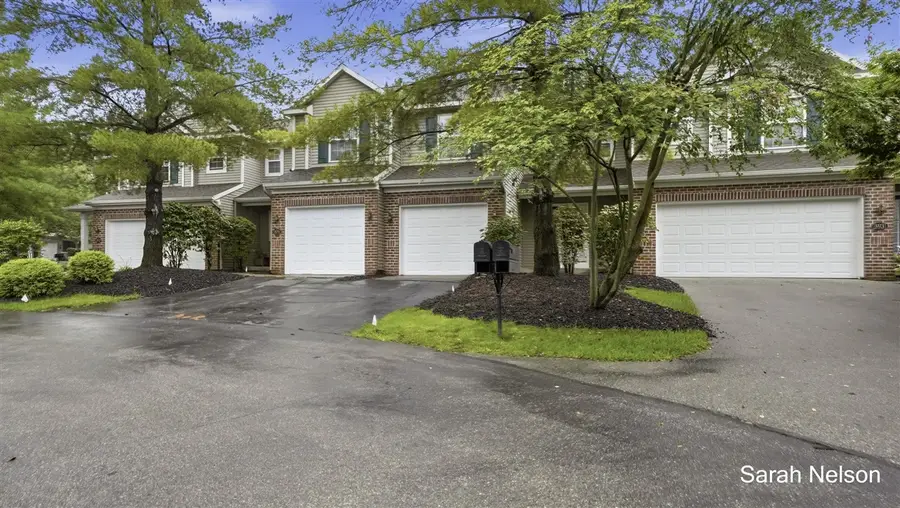 5933 E Lyn Haven, Kentwood, MI 49512 - #2