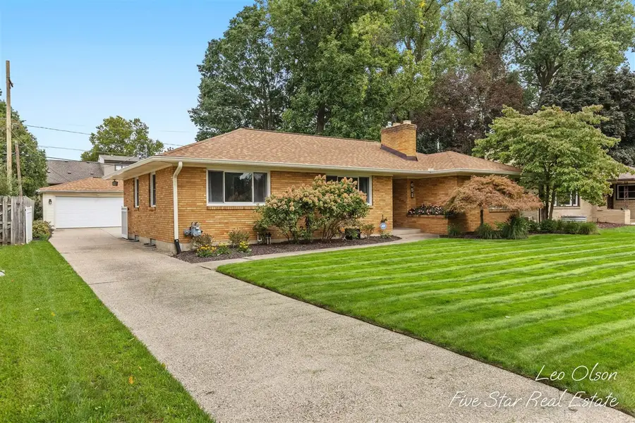 651 Reynard, Grand Rapids, MI 49507 - #2
