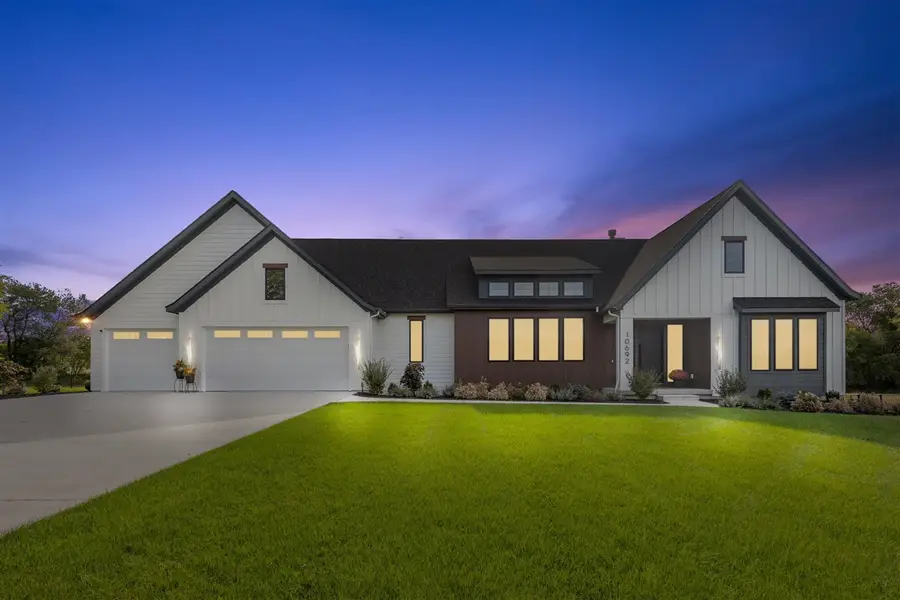 10692 Shaner, Rockford, MI 49341 - #2