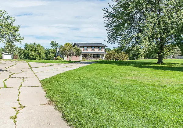 2240 E Hickory, Battle Creek, MI 49017