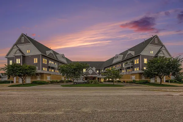 917 W Savidge #30, Spring Lake, MI 49456