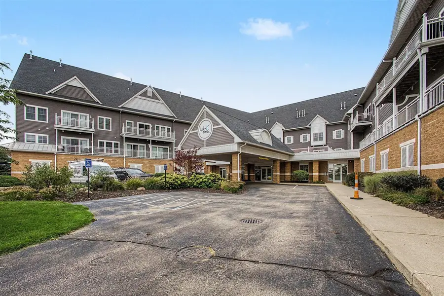 917 W Savidge #30, Spring Lake, MI 49456 - #3