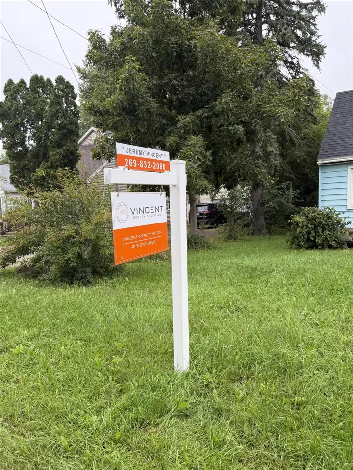 122 W Fairfield, Lansing, MI 48906 - #2