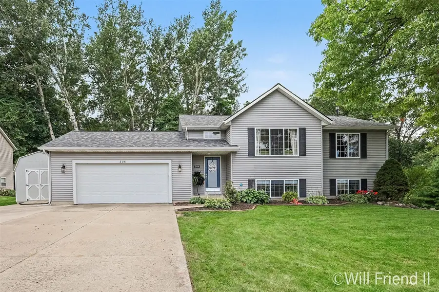 306 Willow Run, Wayland, MI 49348 - #2