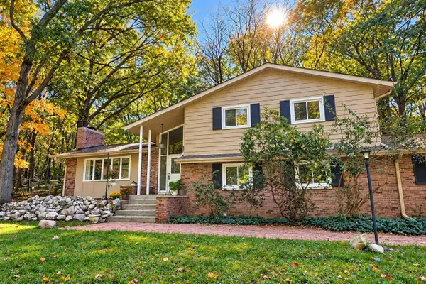 1021 Hol Hi, Kalamazoo, MI 49008