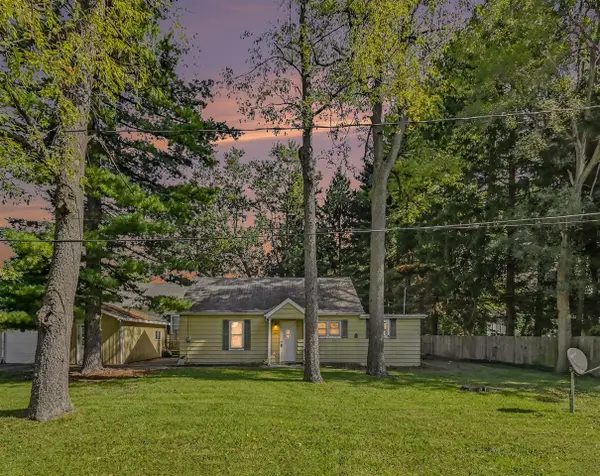 2074 Delhi, Holt, MI 48842