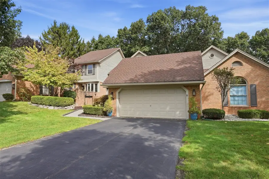 4539 Golf View, Brighton, MI 48116 - #2