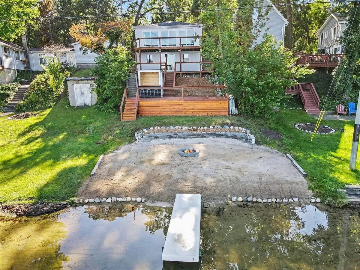 52698 Twin Lakeview, Dowagiac, MI 49047 - #1
