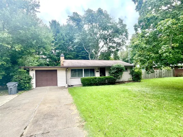 2047 N Krolow, Benton Harbor, MI 49022