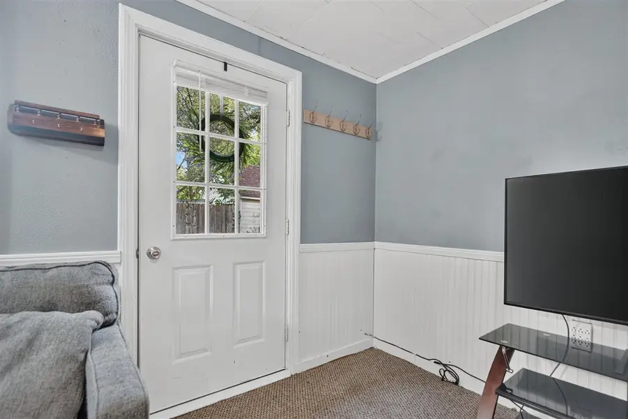 705 S Clinton, Charlotte, MI 48813 - #2