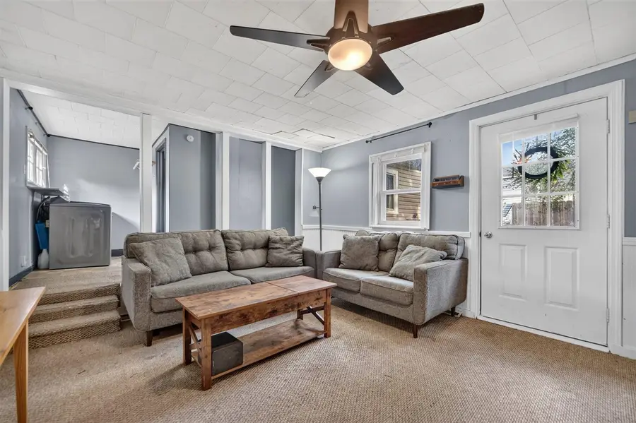 705 S Clinton, Charlotte, MI 48813 - #3