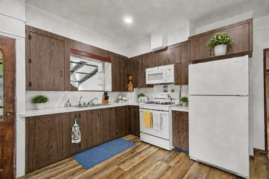 7050 84th, Caledonia, MI 49316 - #3