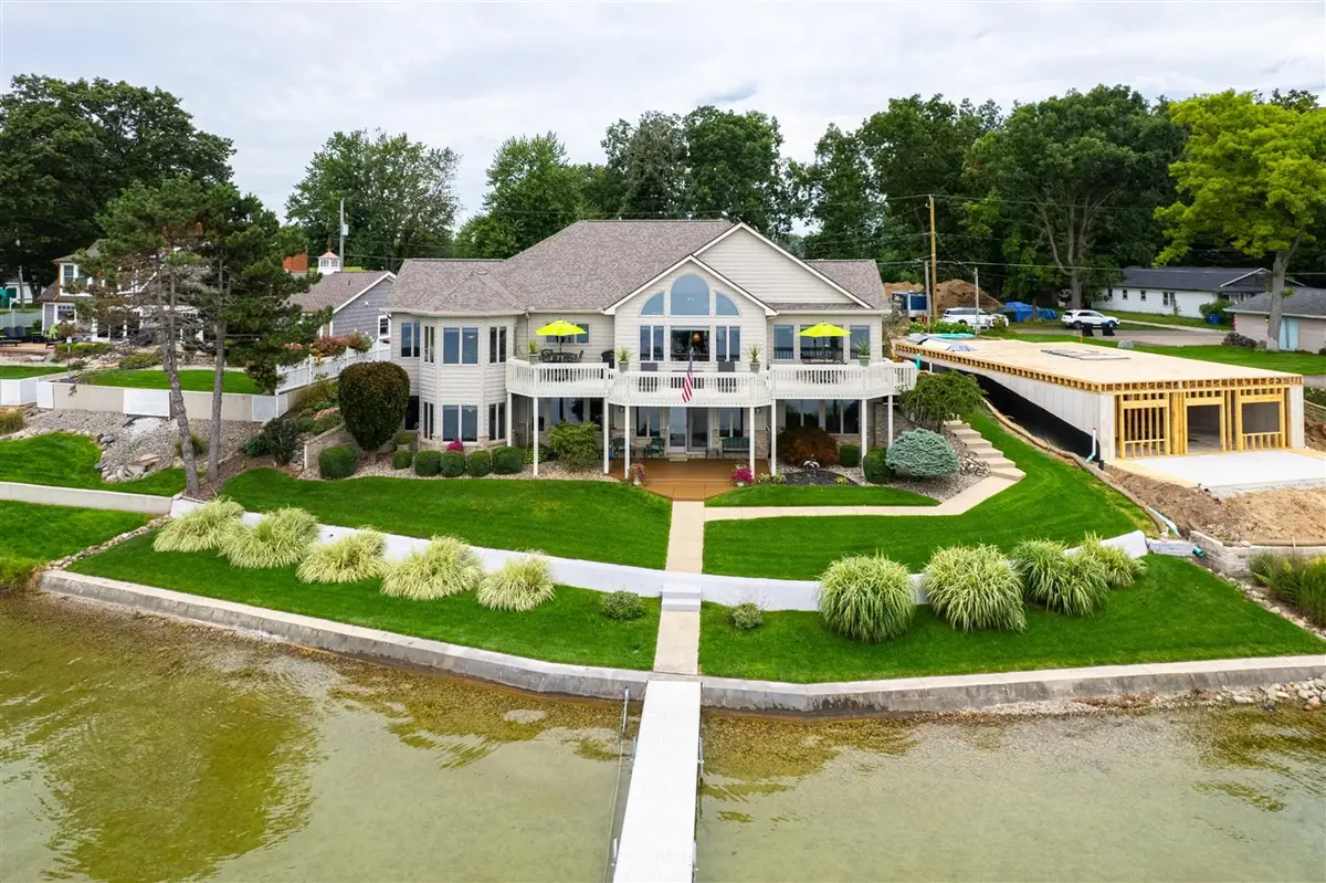 695 Pearl Beach, Coldwater, MI 49036 - #1