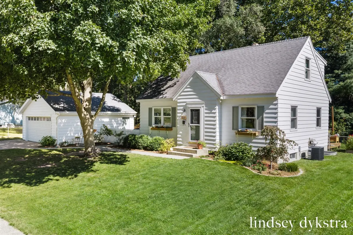 132 Gaylord, Rockford, MI 49341 - #1