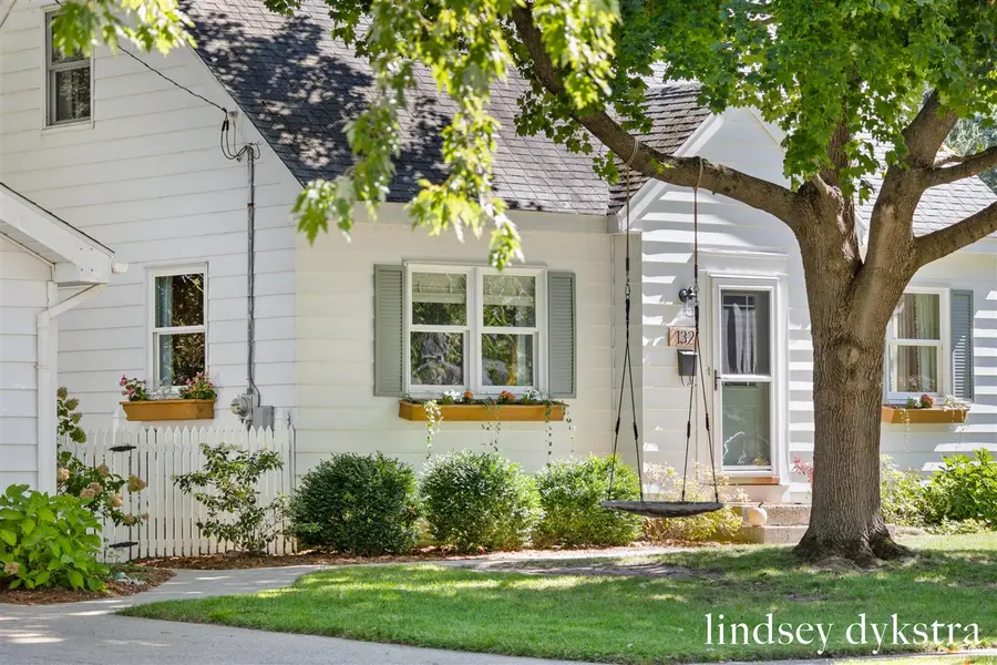 132 Gaylord, Rockford, MI 49341 - #2