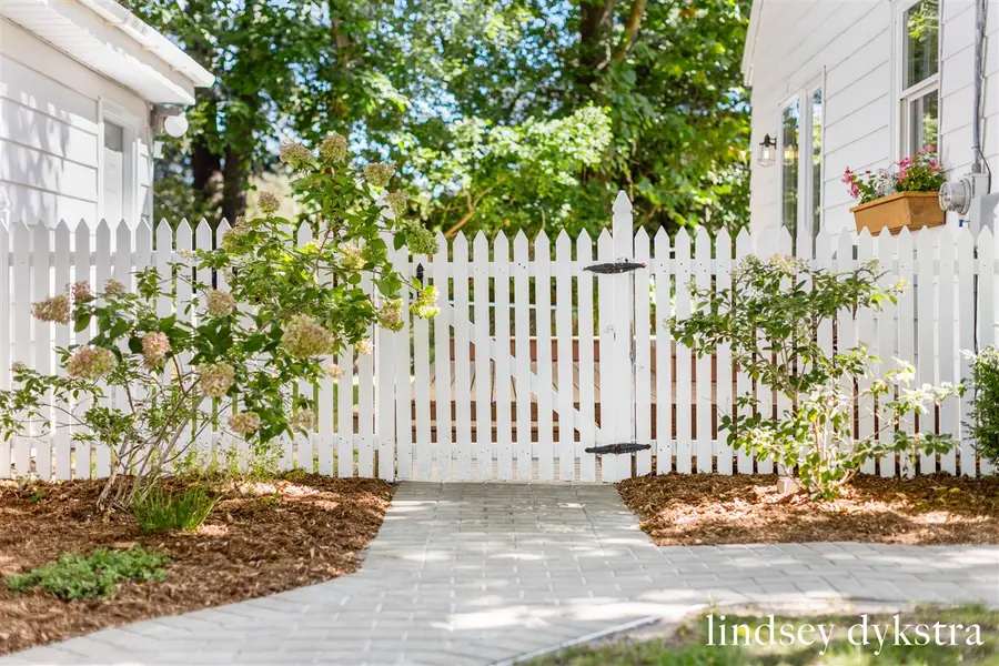 132 Gaylord, Rockford, MI 49341 - #3