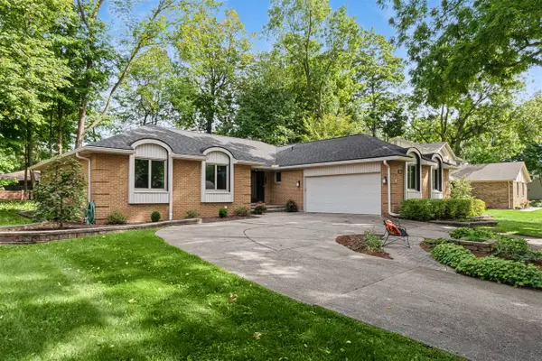 21854 Siegal, Novi, MI 48375
