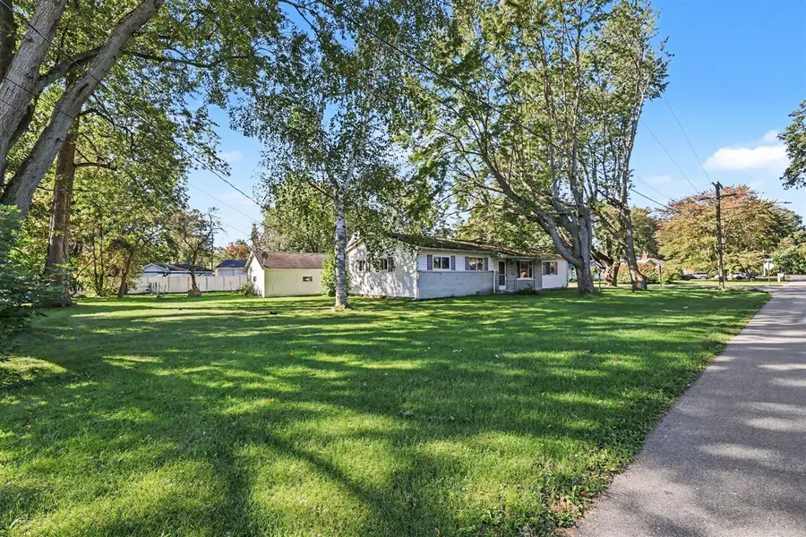 843 Golfview, Algonac, MI 48001 - #2