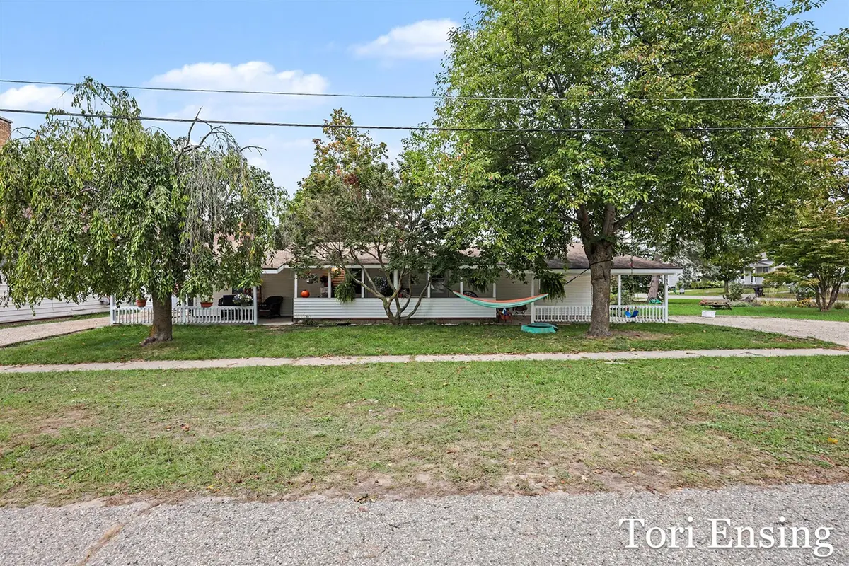 31-33 E Church, Cedar Springs, MI 49319 - #1