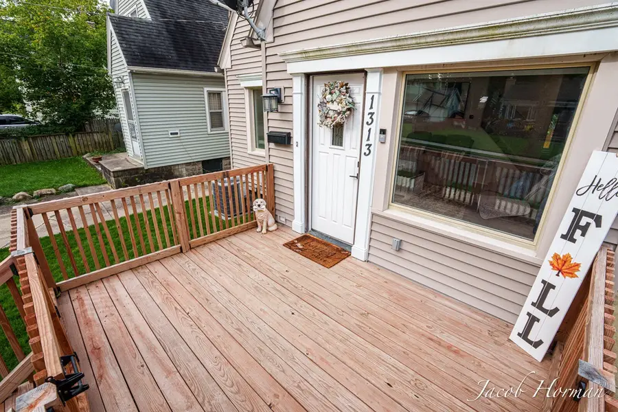 1313 N Jenison, Lansing, MI 48915 - #3