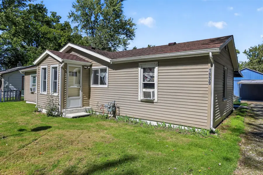 1939 Taube, Benton Harbor, MI 49022 - #3