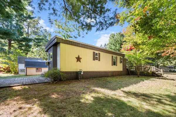 7650 E Lake, Newaygo, MI 49337