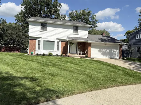 21850 Glenmorra, Southfield, MI 48076