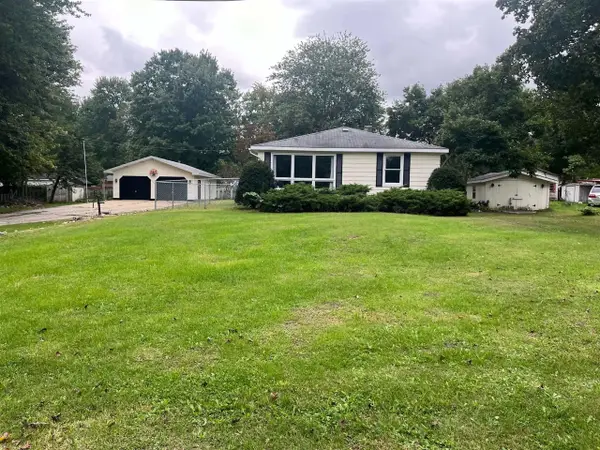 65835 Gridley, Hartford, MI 49057