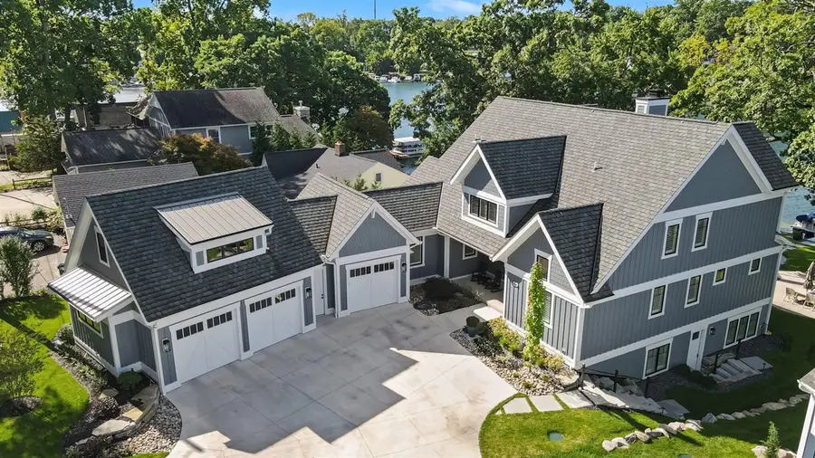 140 E Gull Lake, Augusta, MI 49012 - #2