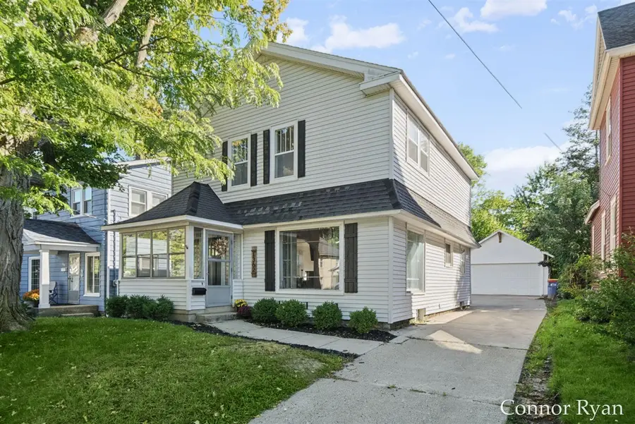 1362 Columbia, Grand Rapids, MI 49505 - #2