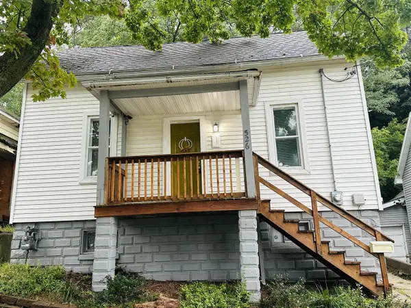 526 Davis, Manistee, MI 49660