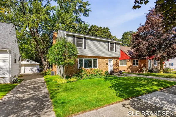 23 E 30th, Holland, MI 49423