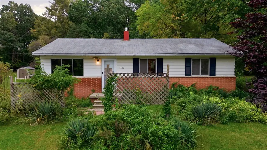1692 N Hix, Westland, MI 48185 - #2
