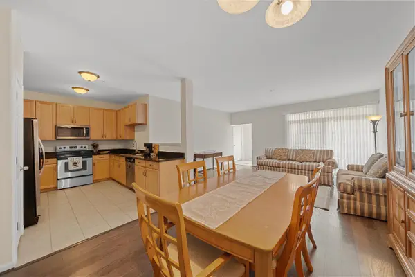 228 W Oakbrook, Ann Arbor, MI 48103