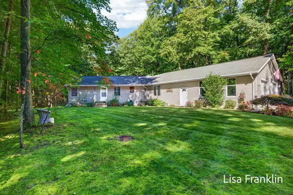 14595 State, Spring Lake, MI 49456