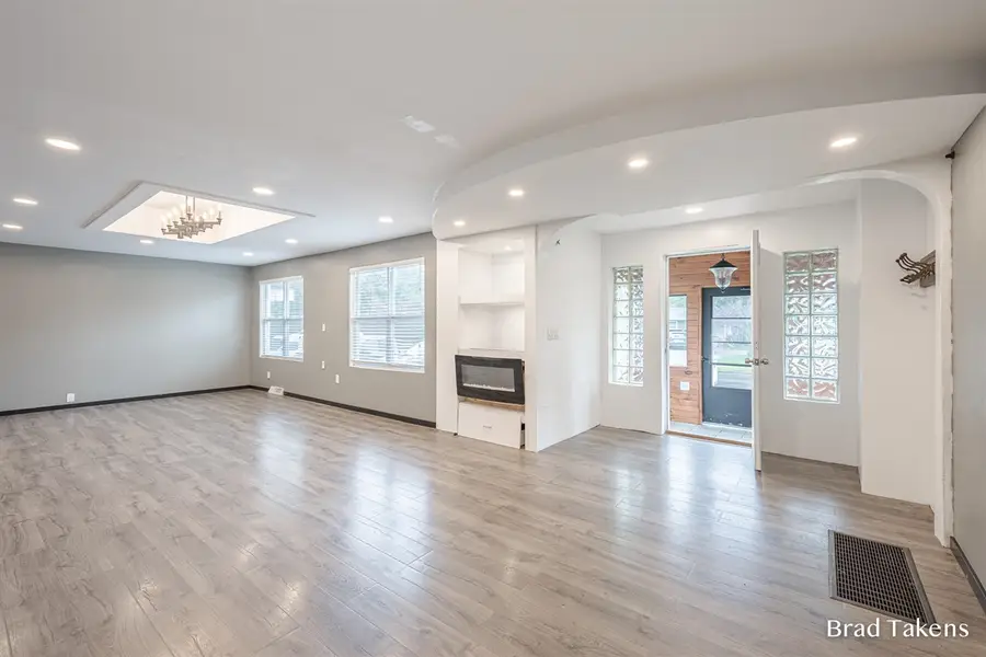 1559 Laughlin, Grand Rapids, MI 49504 - #3