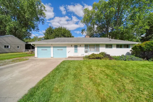 1500 Strathmoor, Jackson, MI 49203