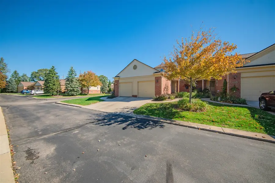 3073 Ailsa Craig, Ann Arbor, MI 48108 - #2