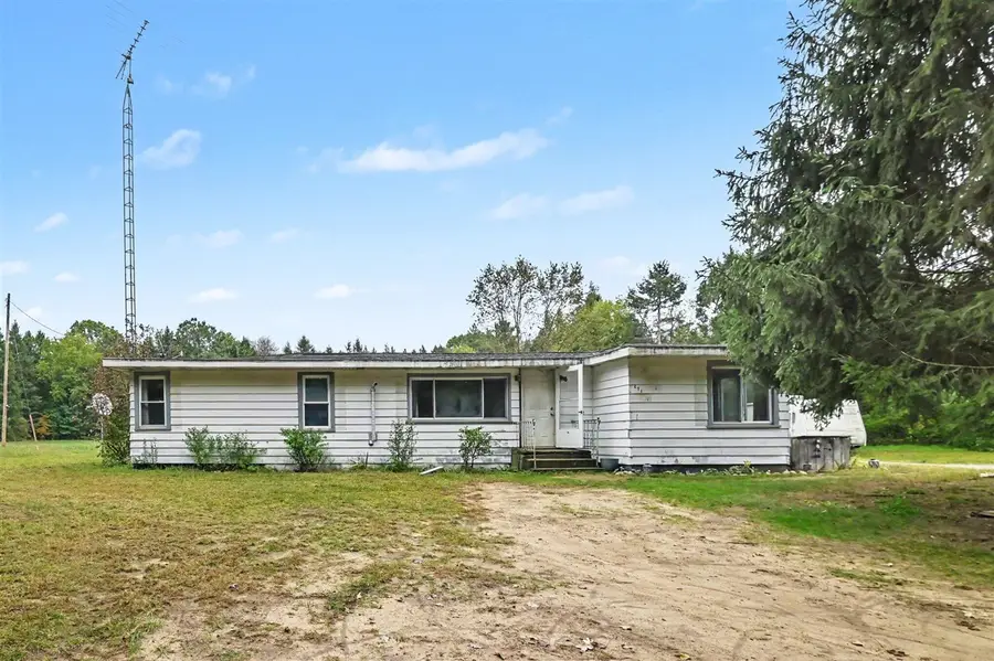 271 66th, South Haven, MI 49090 - #2