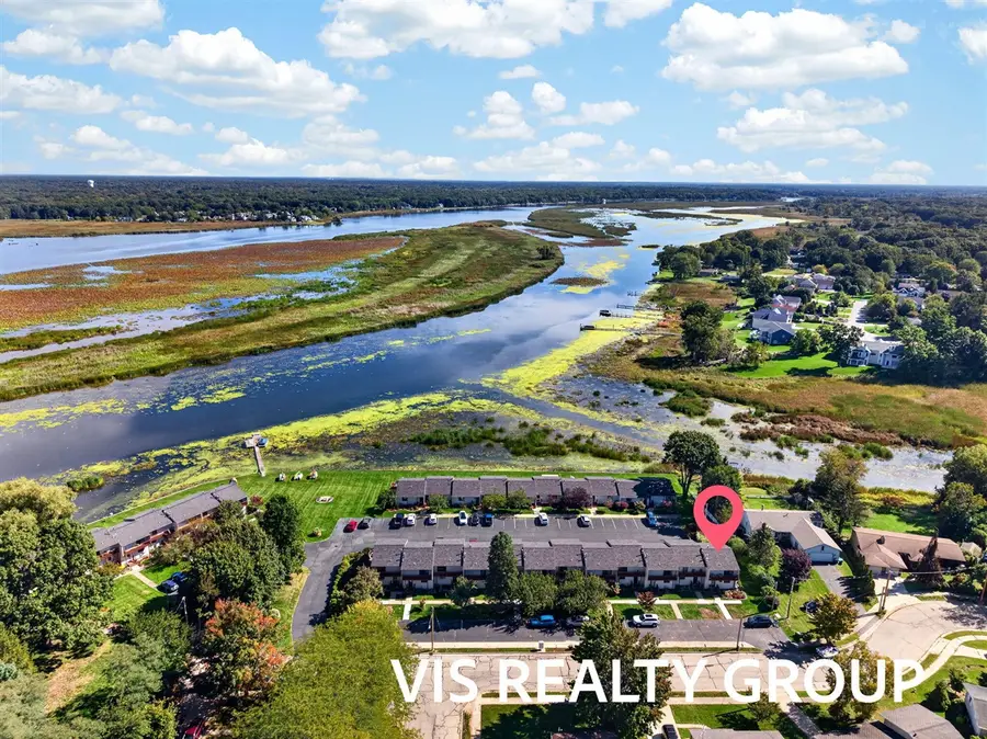 551 Gidley Circle #L, Grand Haven, MI 49417 - #2