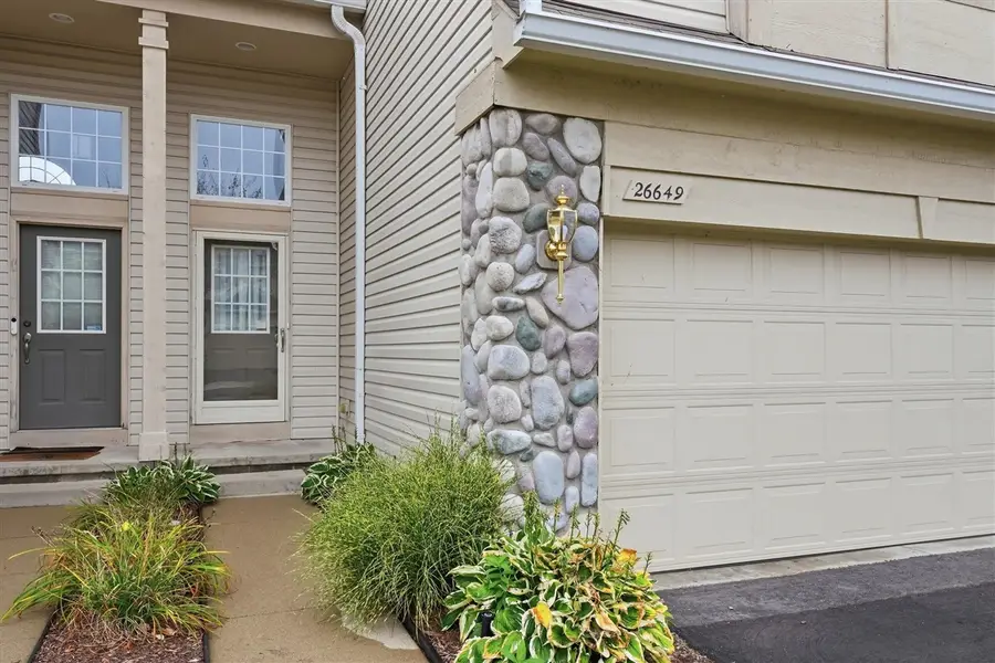 26649 Kirkway, Woodhaven, MI 48183 - #2