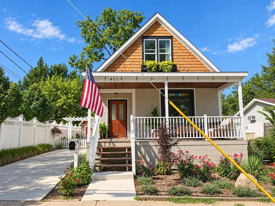 411 & 413 Vanburen, South Haven, MI 49090 - #3
