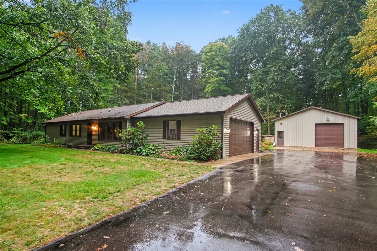 2202 11 Mile, Rockford, MI 49341 - #1