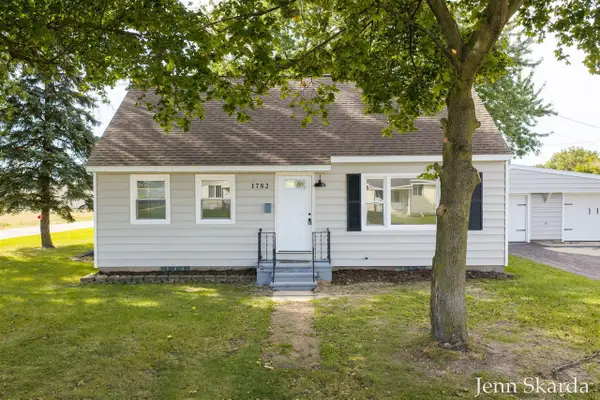 1782 Vine, Manistee, MI 49660