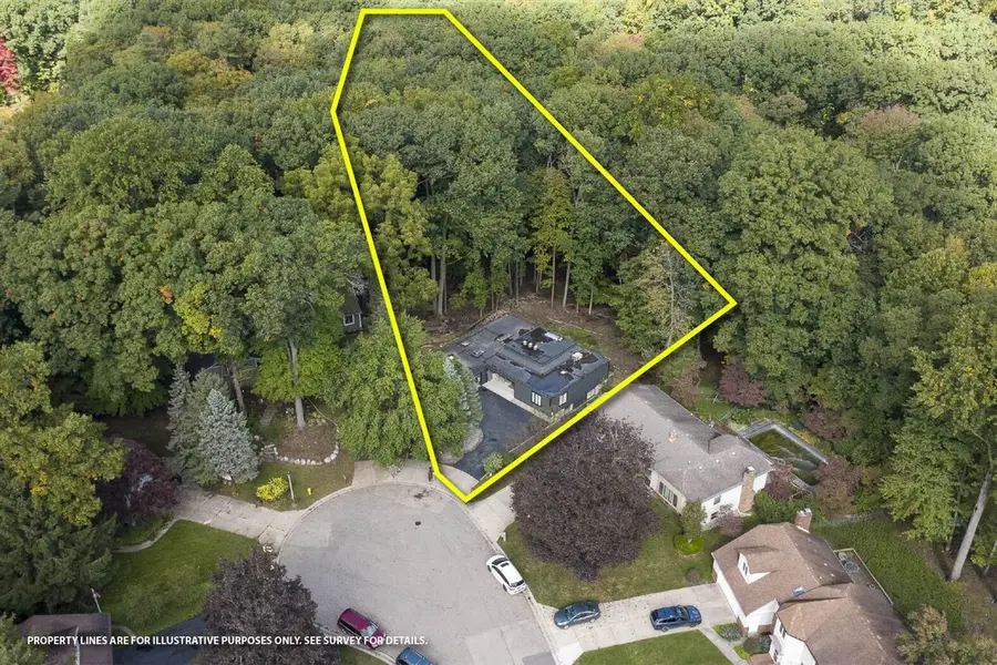 4776 Pinnacle, Wyoming, MI 49519 - #3