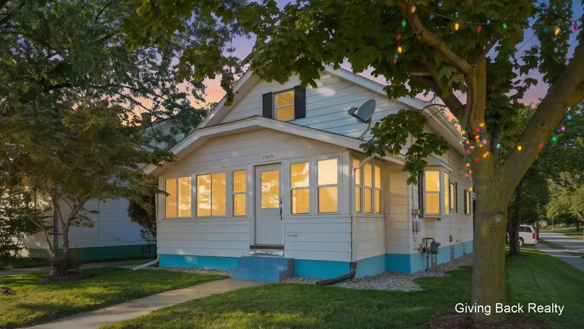 1503 Burton, Wyoming, MI 49509 - #1